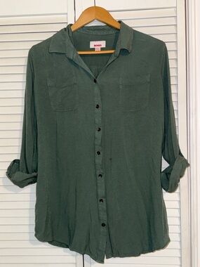 BONGO Dark Olive Roll-Sleeve Button Front Shirt - XL